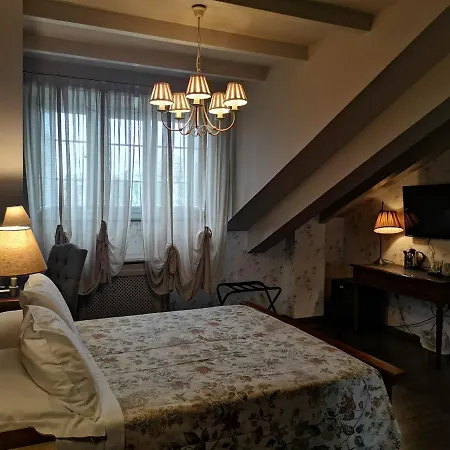 Casona Naviega * Navia